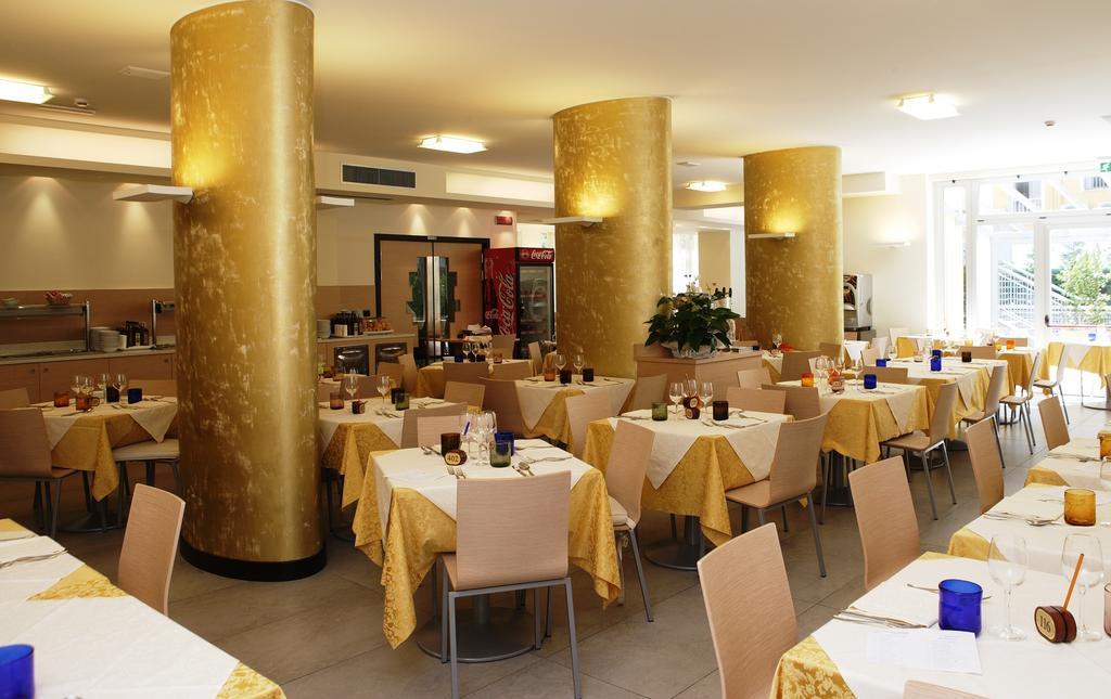 Eraclea Palace Hotel 4 Stelle S Eraclea Mare Εξωτερικό φωτογραφία